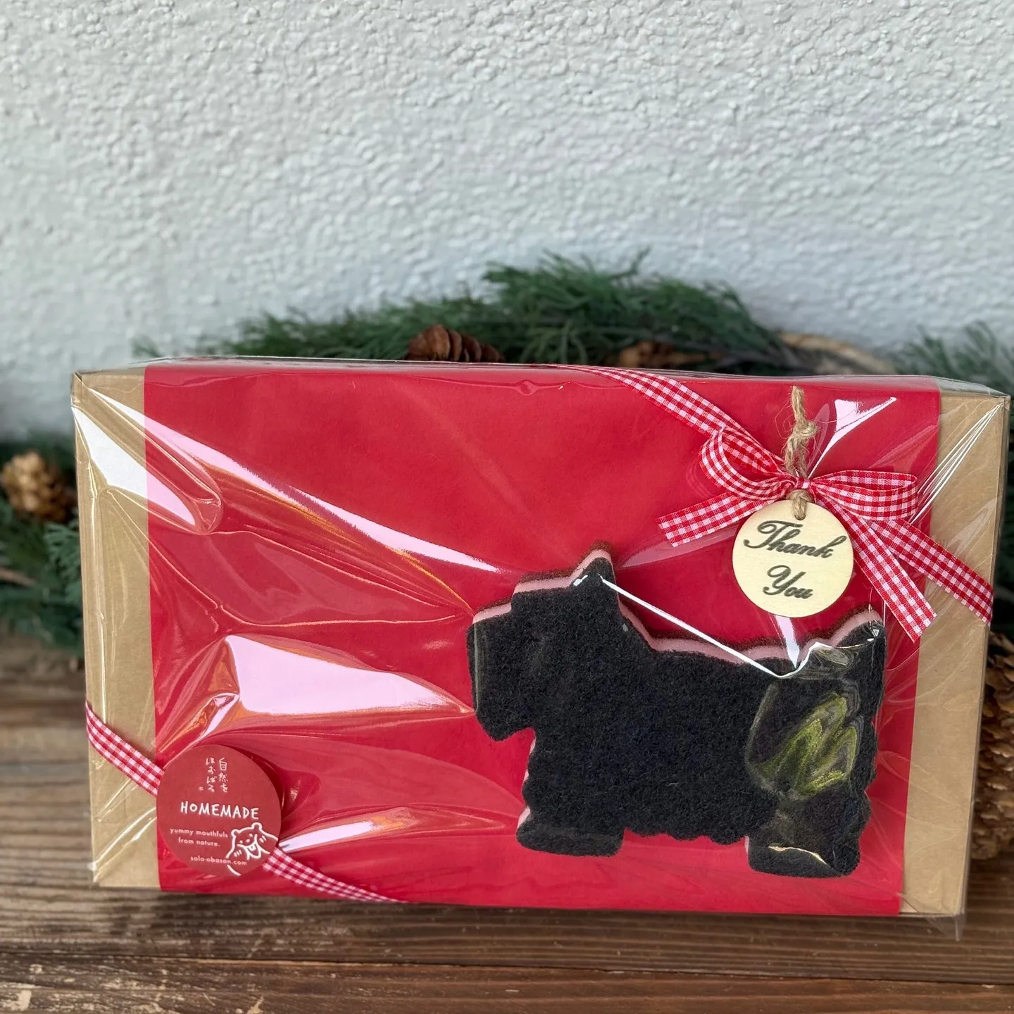 自家製クッキーとキッチンスポンジ